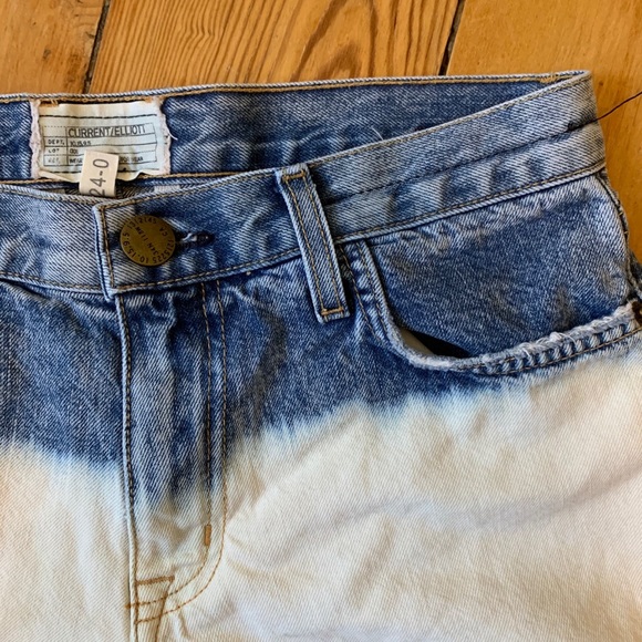 CURRENT/ELLIOT boyfriend rolled short - Picture 3 of 8